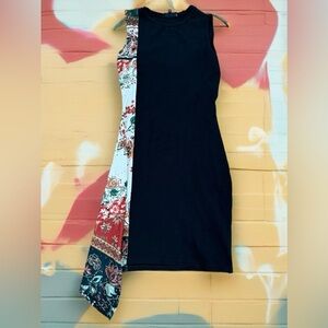 Desigual Dress “Thaiyu” asymmetrical floral print